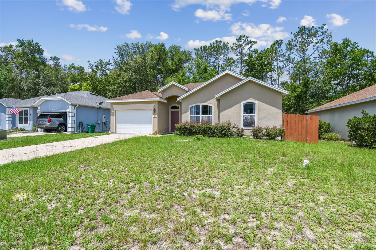 Image 3 of 49 For 419 Cierra Oaks Circle