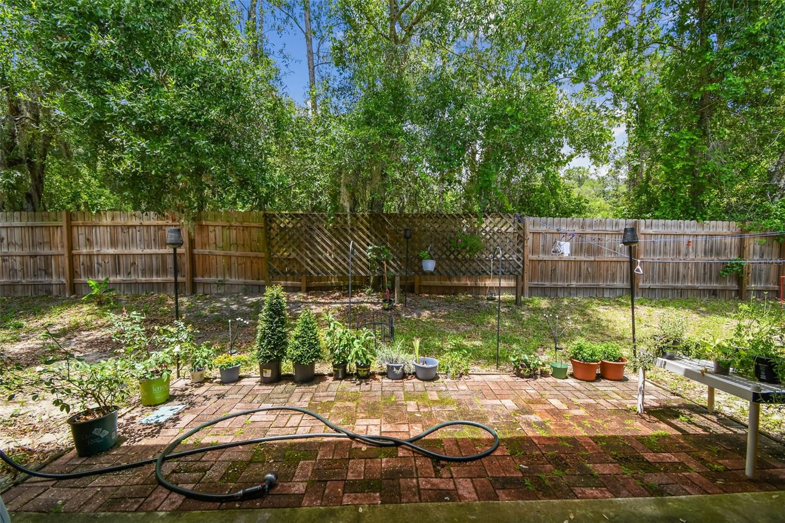 Image 41 of 49 For 419 Cierra Oaks Circle