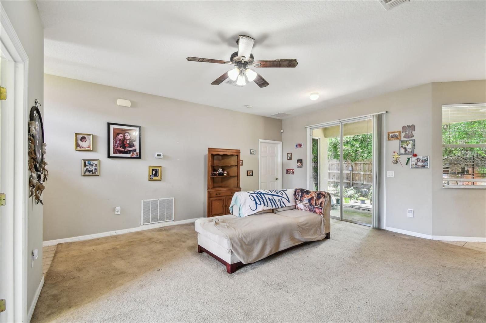 Image 9 of 49 For 419 Cierra Oaks Circle