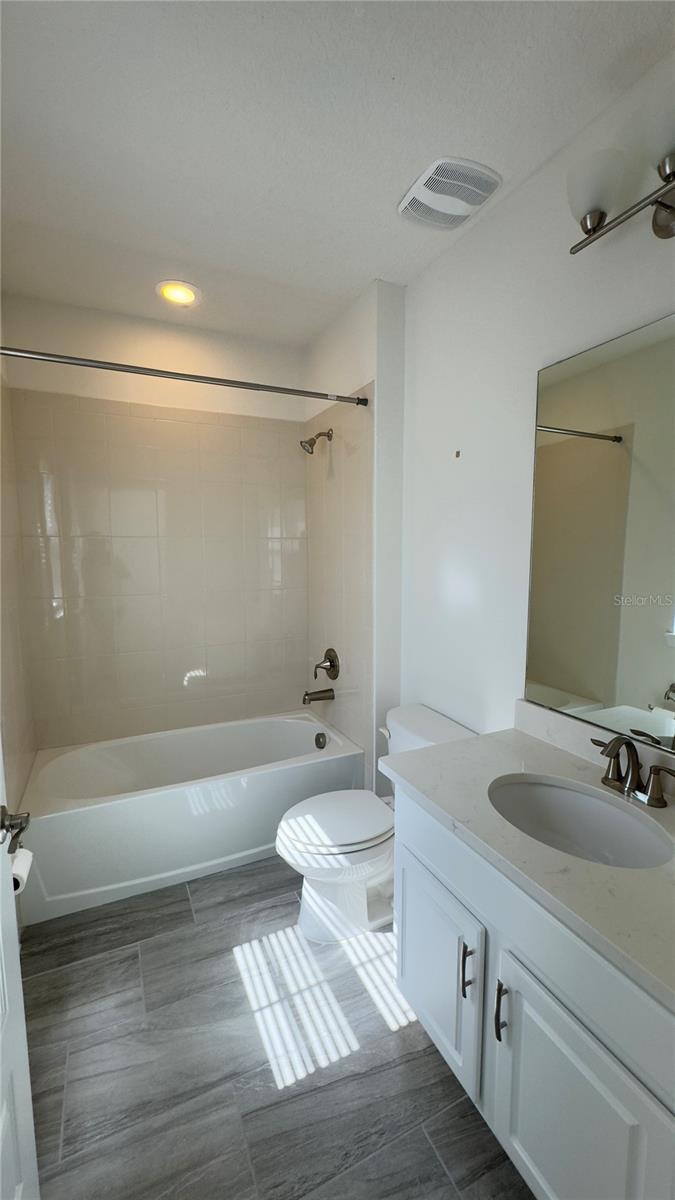 Image 23 of 40 For 9424 Bolero Road