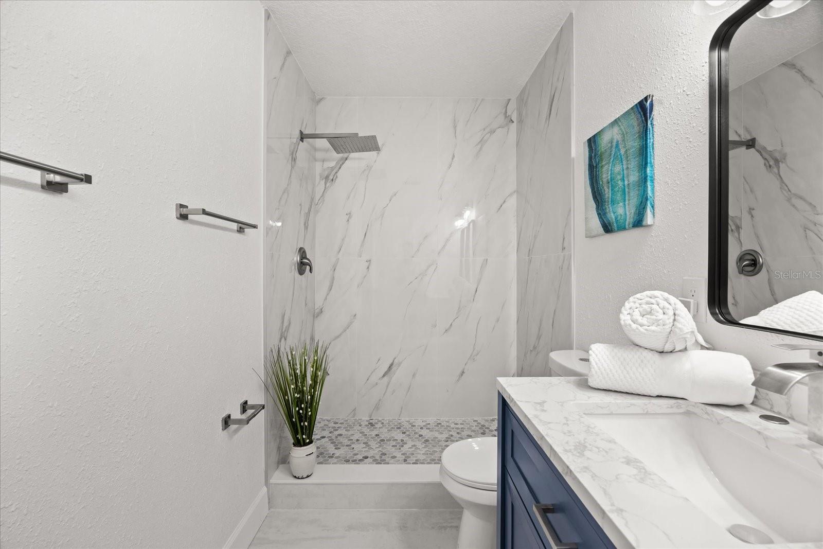 Image 15 of 28 For 2089 Sunderland Road