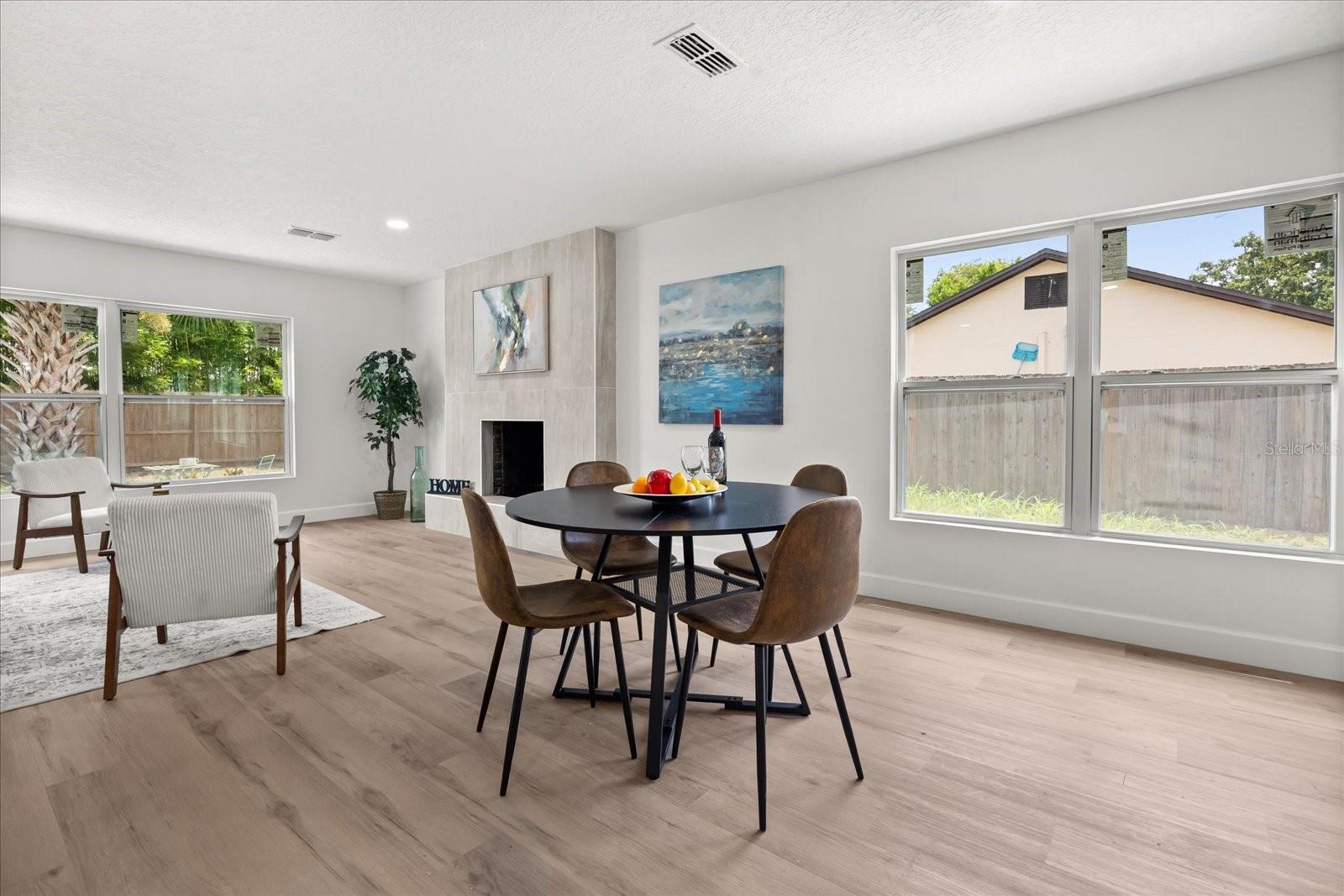 Image 6 of 28 For 2089 Sunderland Road