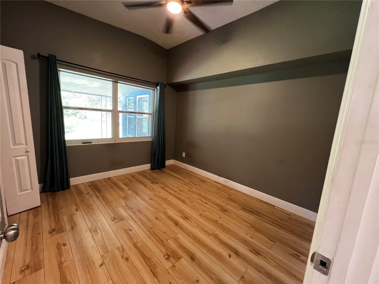 Image 15 of 21 For 3300 Fern Creek Avenue