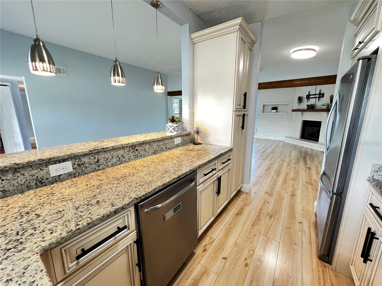 Image 7 of 21 For 3300 Fern Creek Avenue