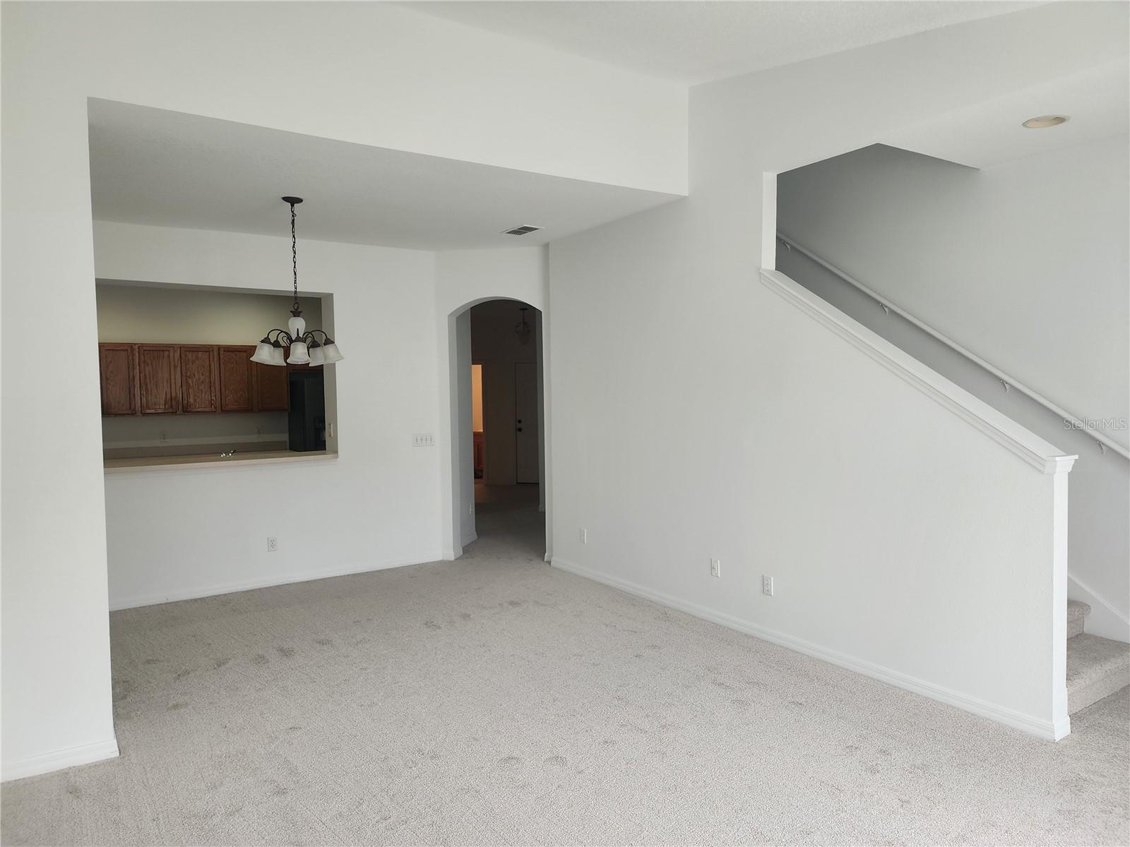 Image 6 of 27 For 1004 Travertine Terrace