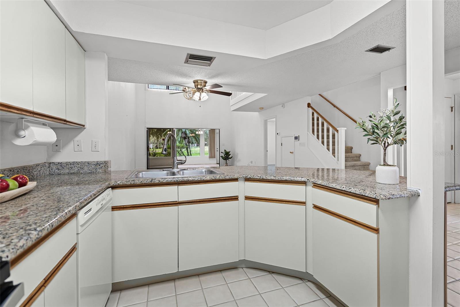 Image 12 of 47 For 104 Coventry Lane