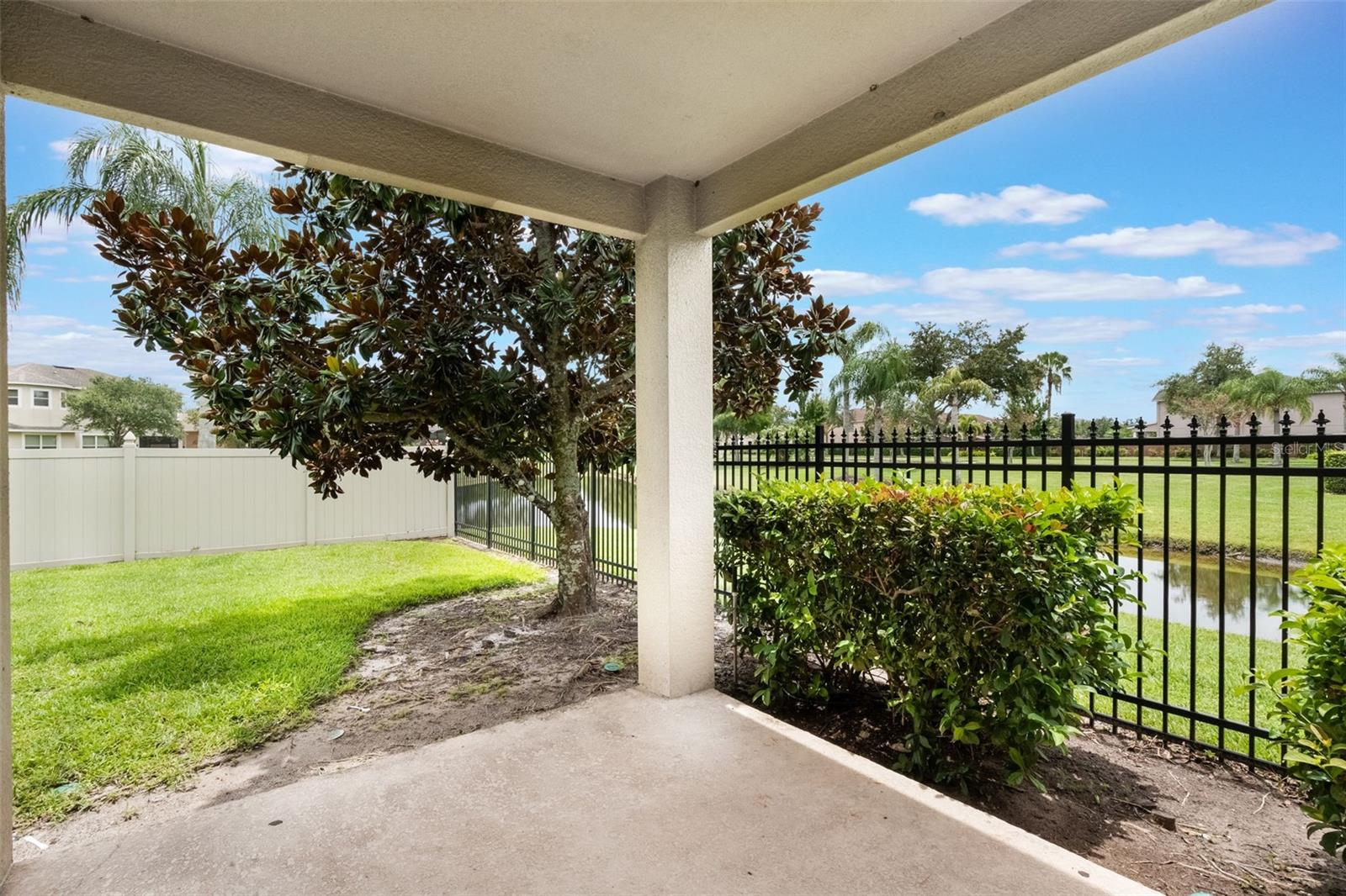 Image 34 of 51 For 643 Woodland Terrace Boulevard