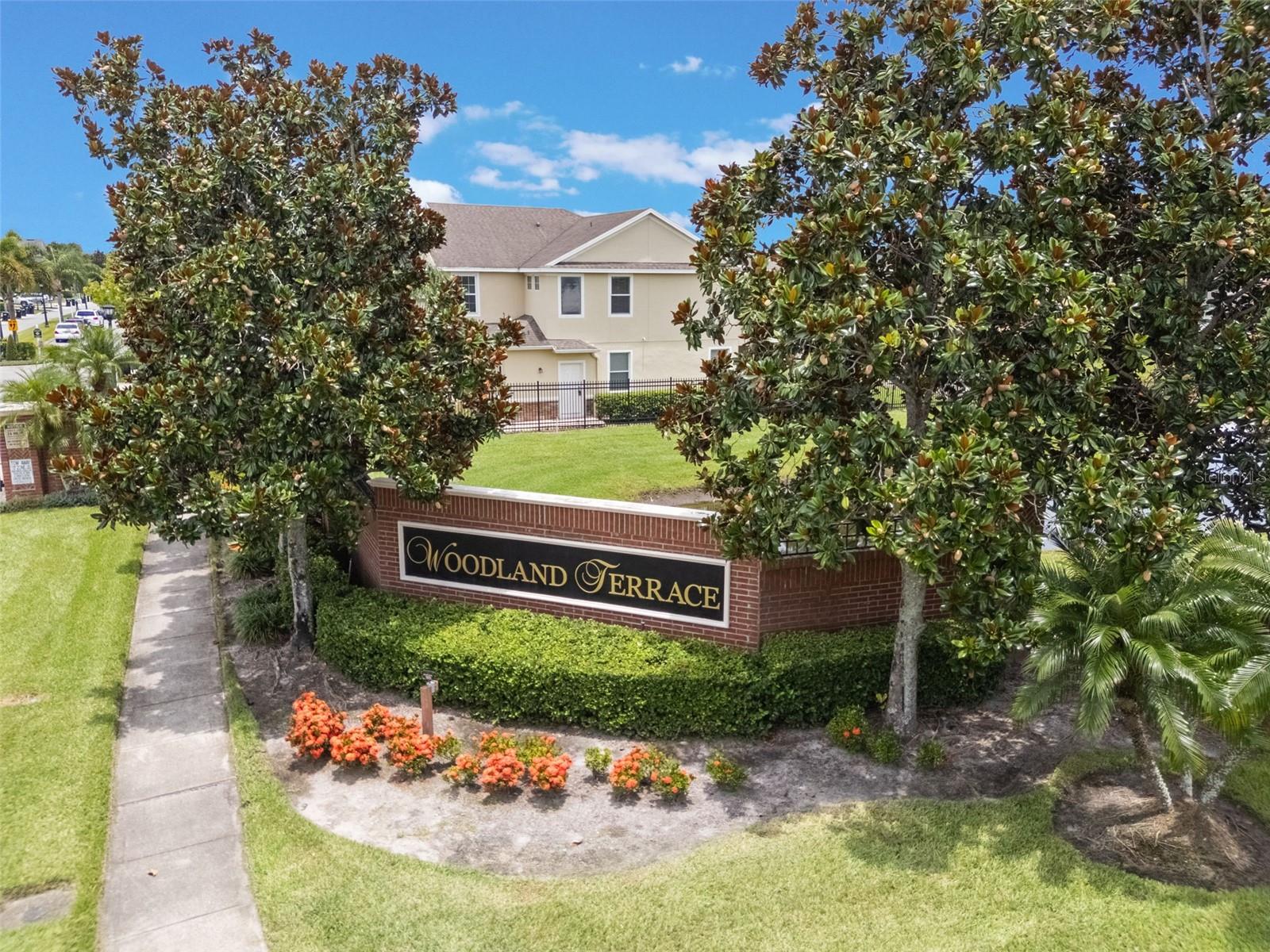 Image 41 of 51 For 643 Woodland Terrace Boulevard