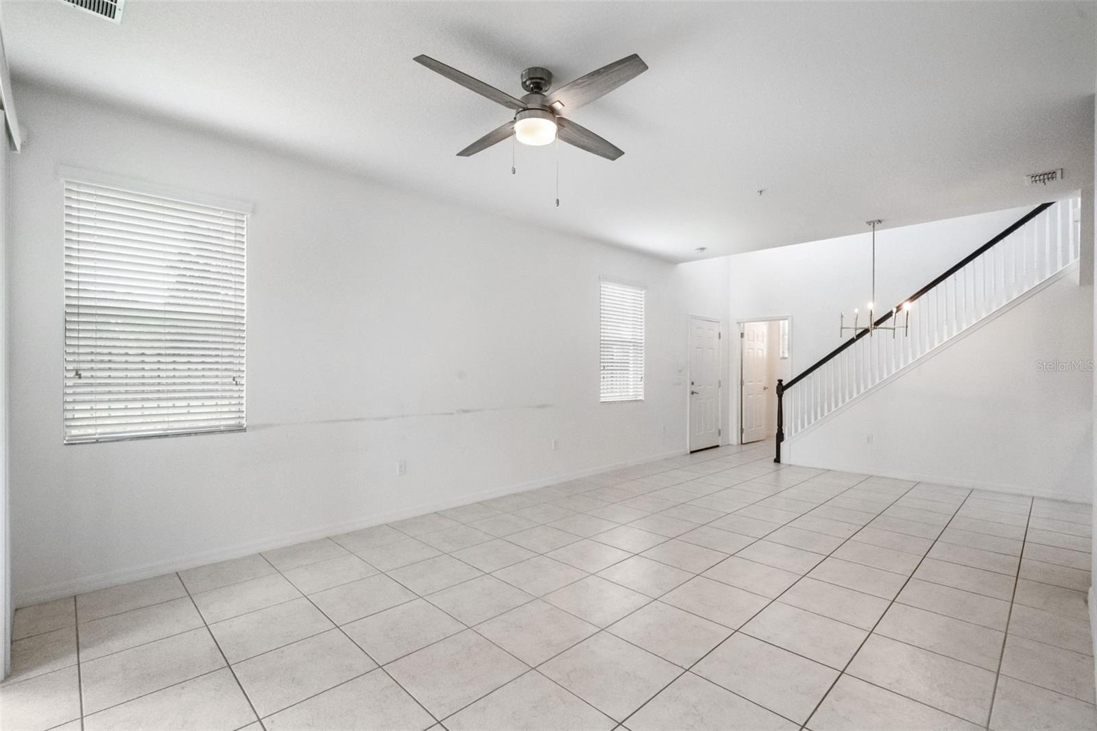 Image 5 of 51 For 643 Woodland Terrace Boulevard