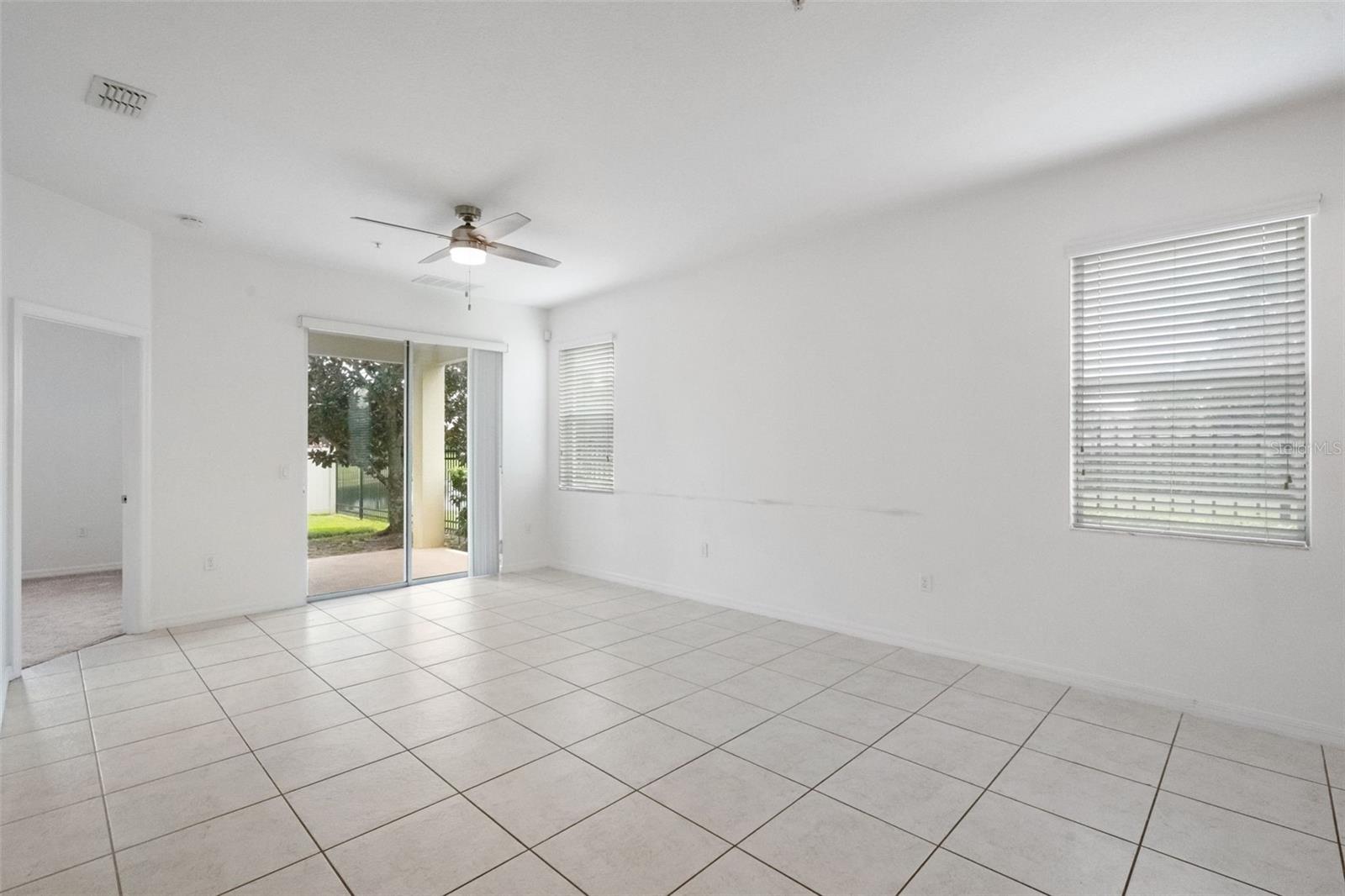 Image 6 of 51 For 643 Woodland Terrace Boulevard