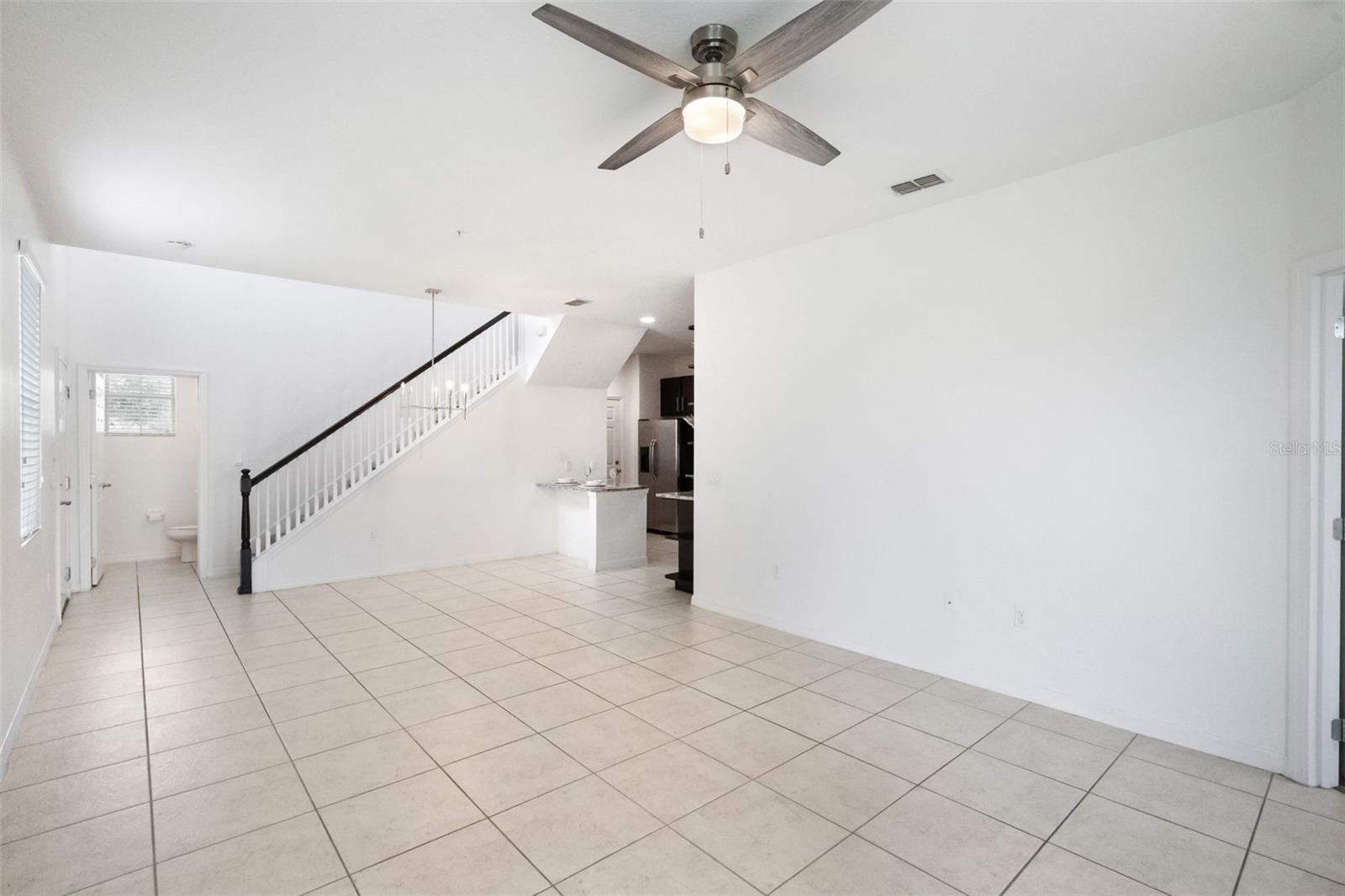 Image 7 of 51 For 643 Woodland Terrace Boulevard