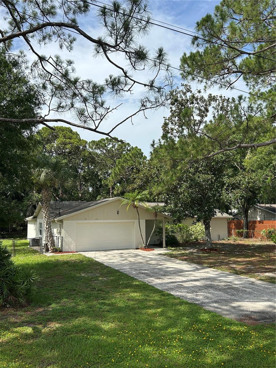 Details for 9504 Cluster Avenue, TAMPA, FL 33615