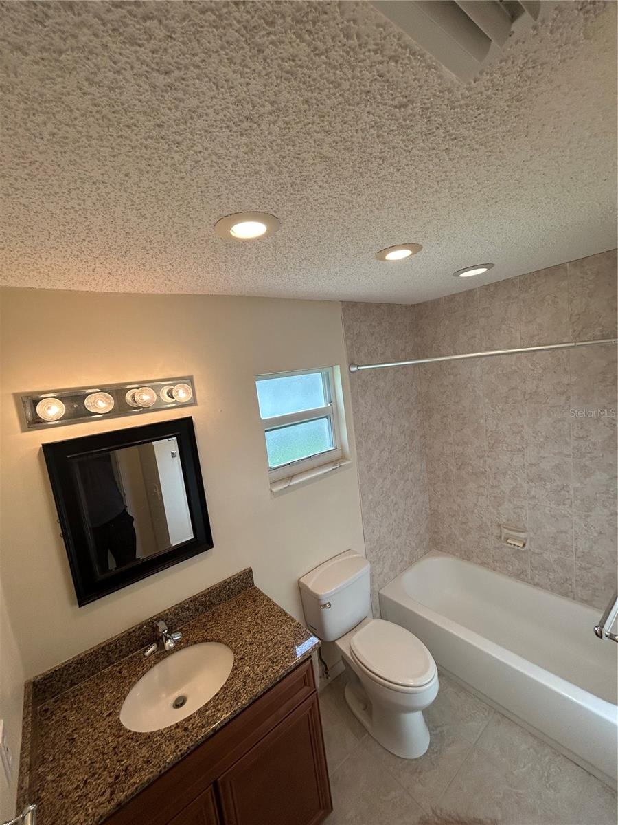 Image 16 of 50 For 9504 Cluster Avenue