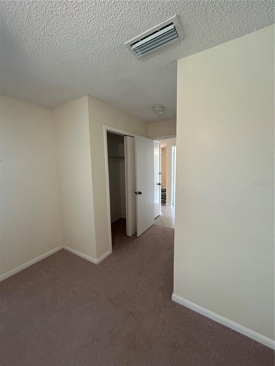 Image 20 of 50 For 9504 Cluster Avenue