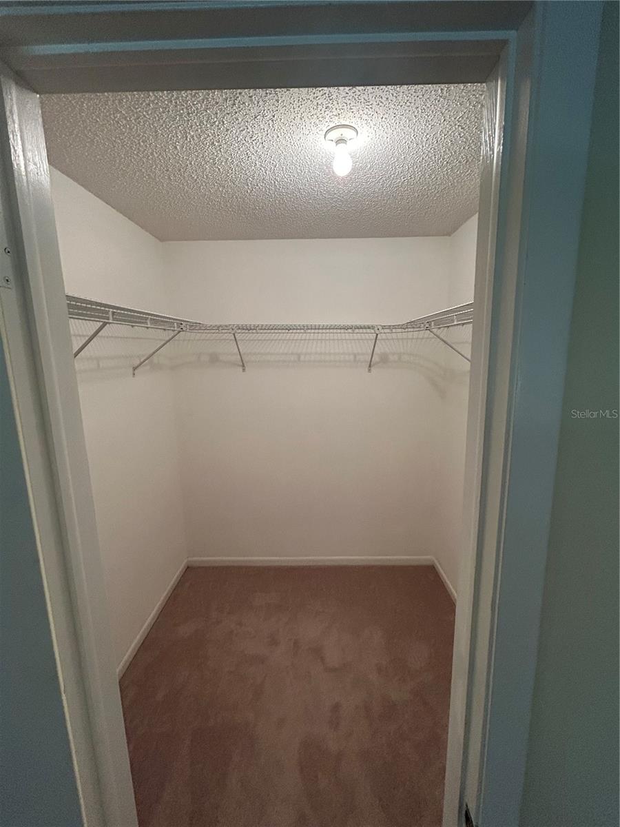 Image 31 of 50 For 9504 Cluster Avenue