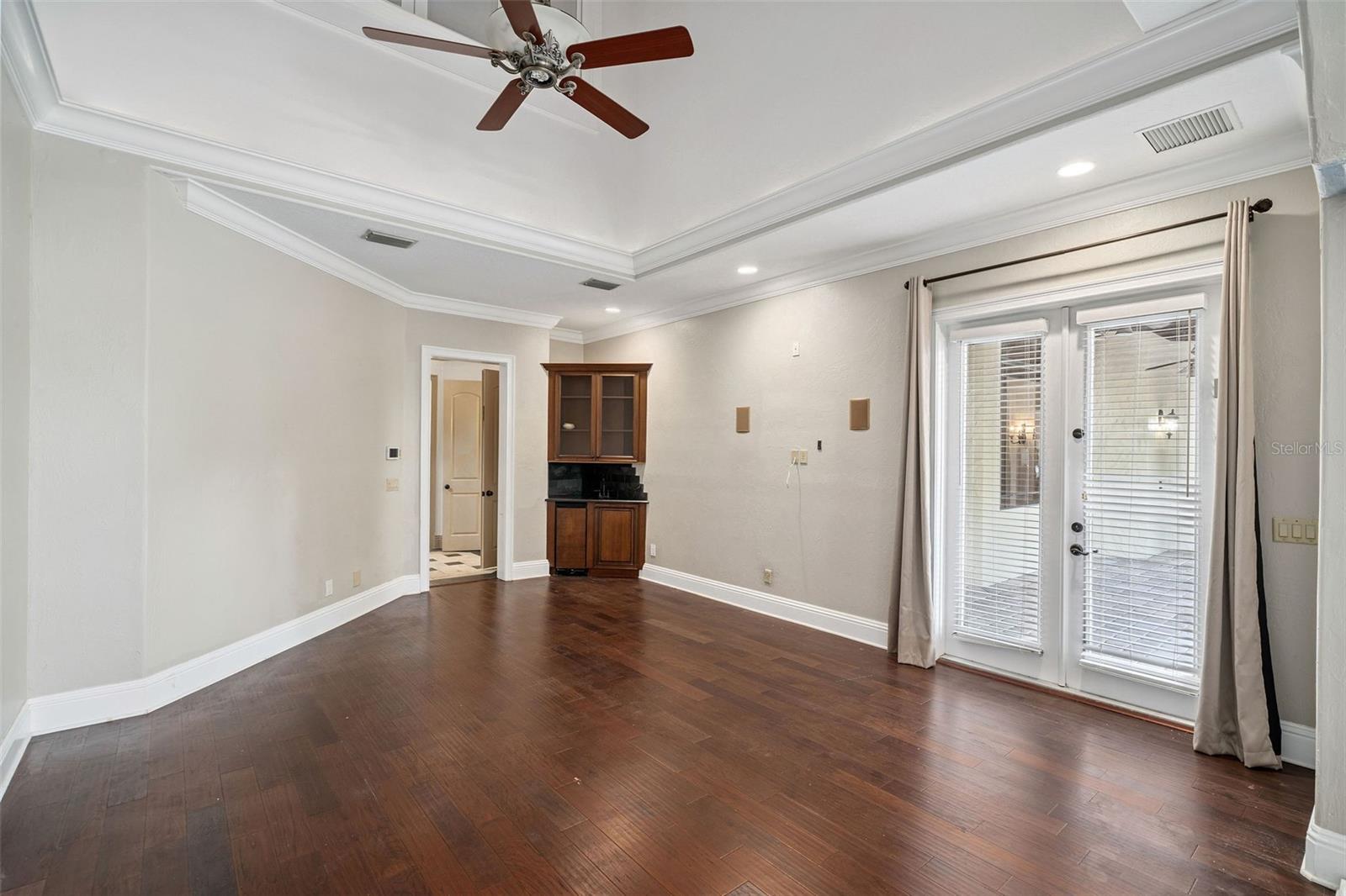 Image 16 of 50 For 8402 Lake Burden Circle