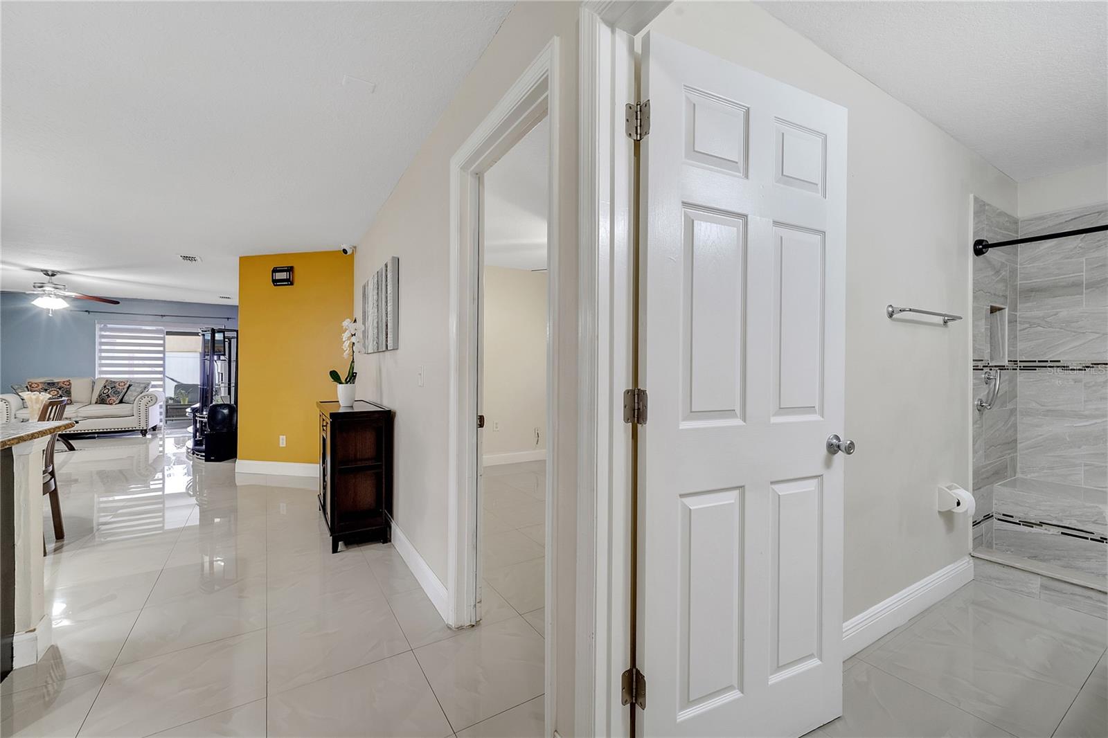 Image 13 of 32 For 13217 Briar Forest Court