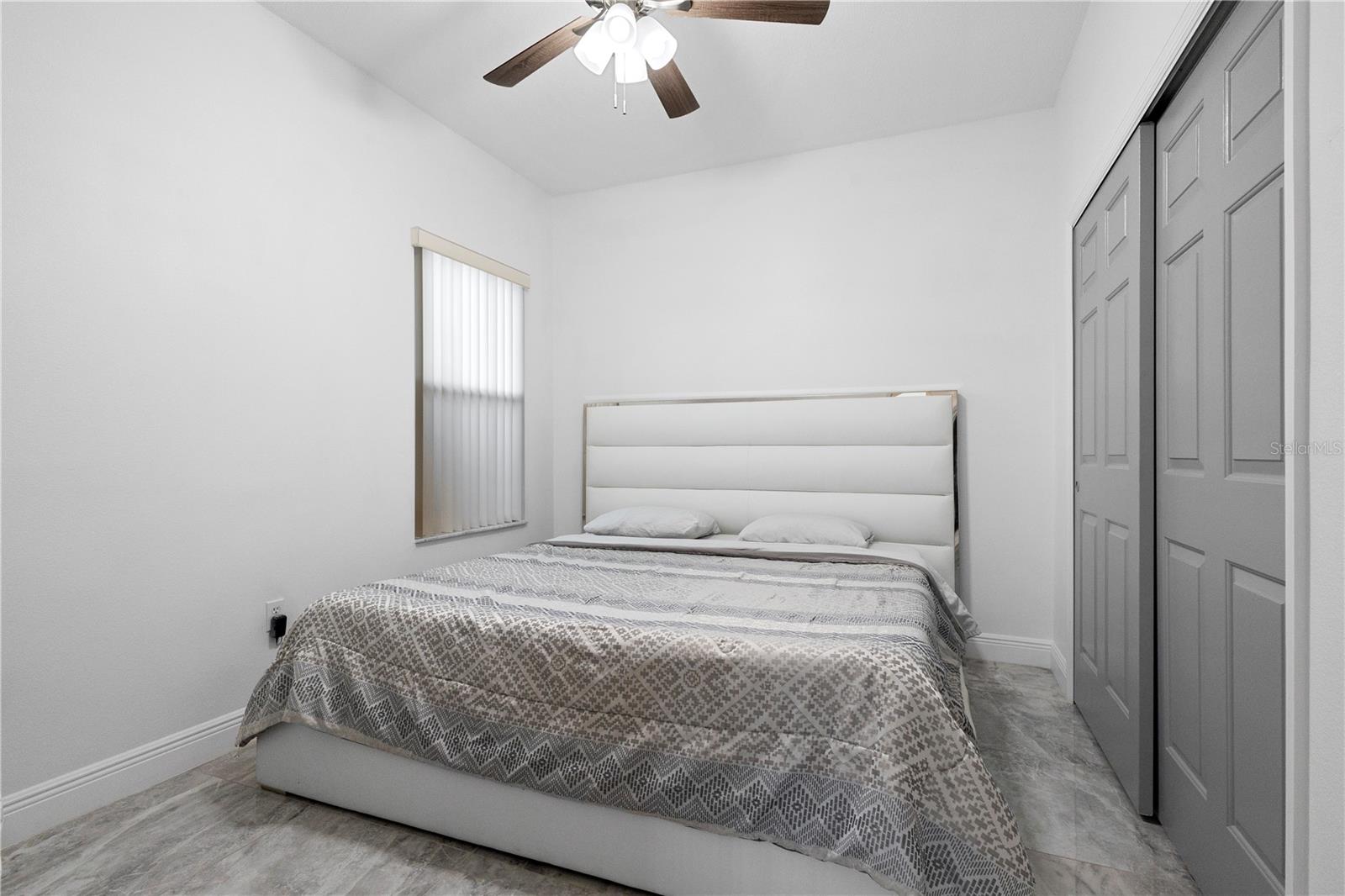 Image 11 of 26 For 686 Cotulla Drive