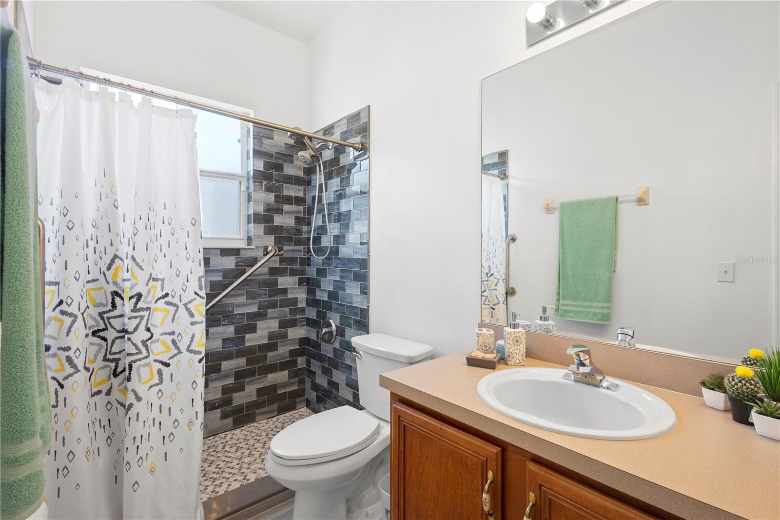 Image 15 of 26 For 686 Cotulla Drive
