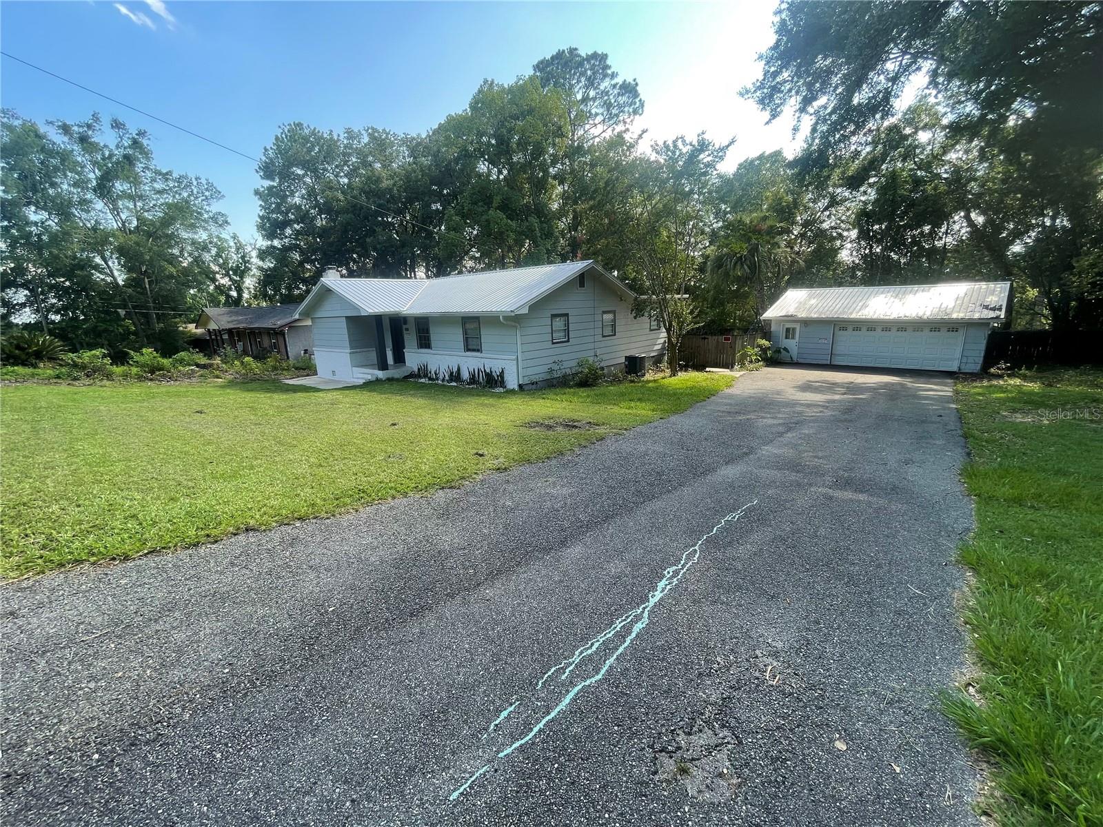 Image 2 of 14 For 1108 Cuerno Street