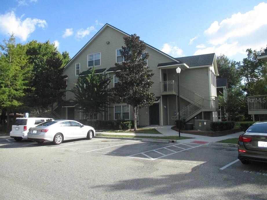 Image 11 of 19 For 3717 Lake Orlando Parkway 07