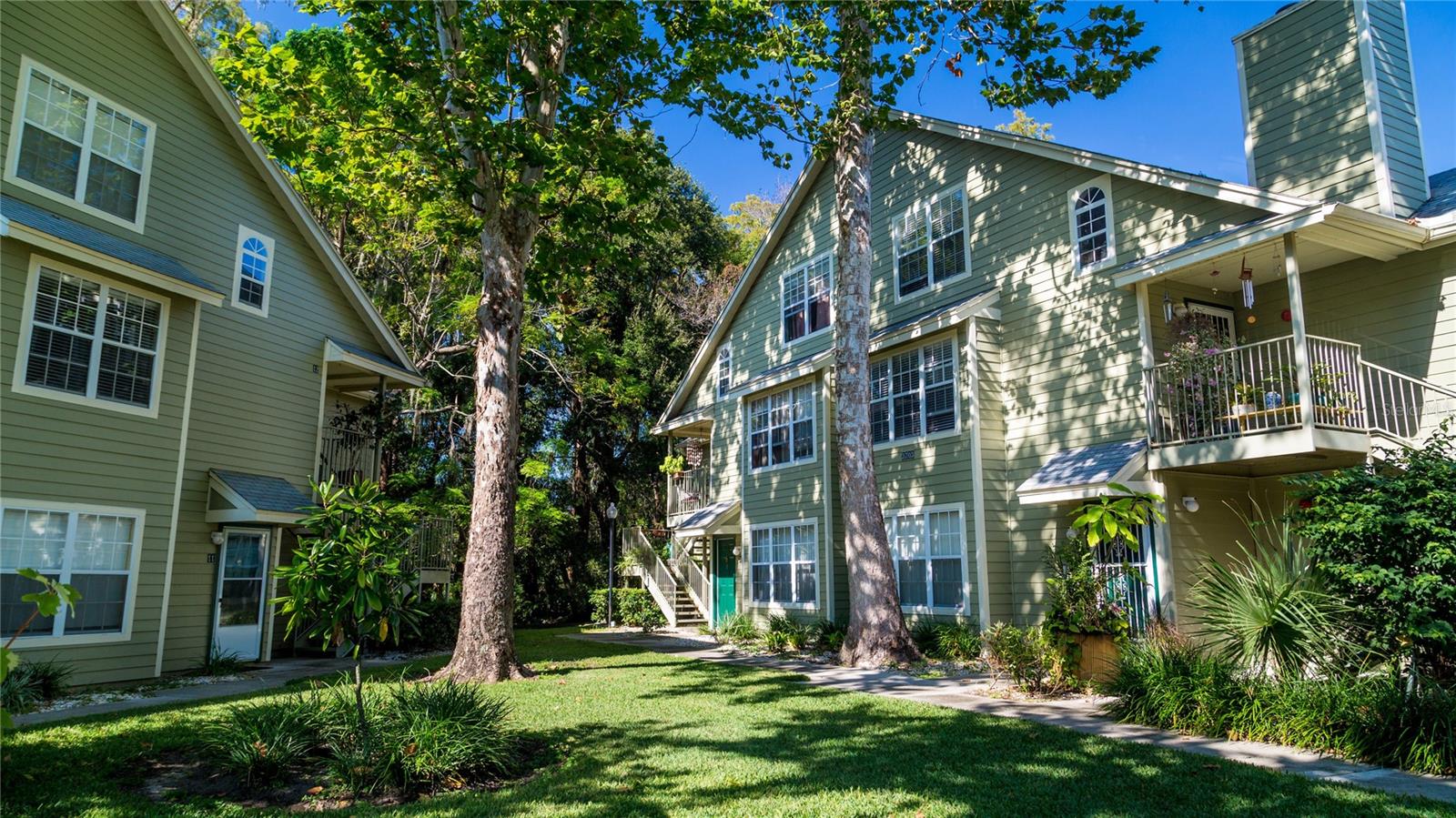 Image 16 of 19 For 3717 Lake Orlando Parkway 07