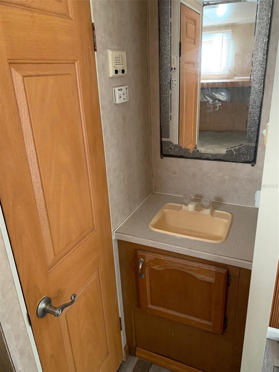 Image 5 of 7 For 3000 Clarcona Road 333