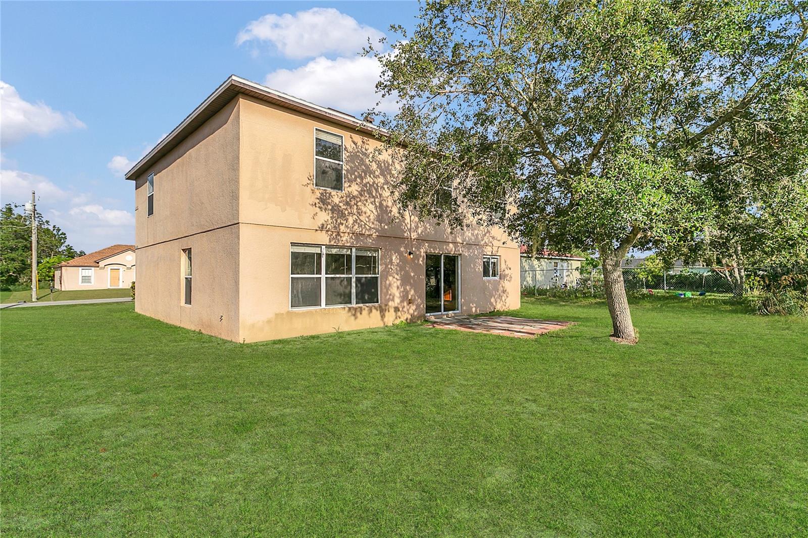 Image 26 of 34 For 1612 Redfin Drive