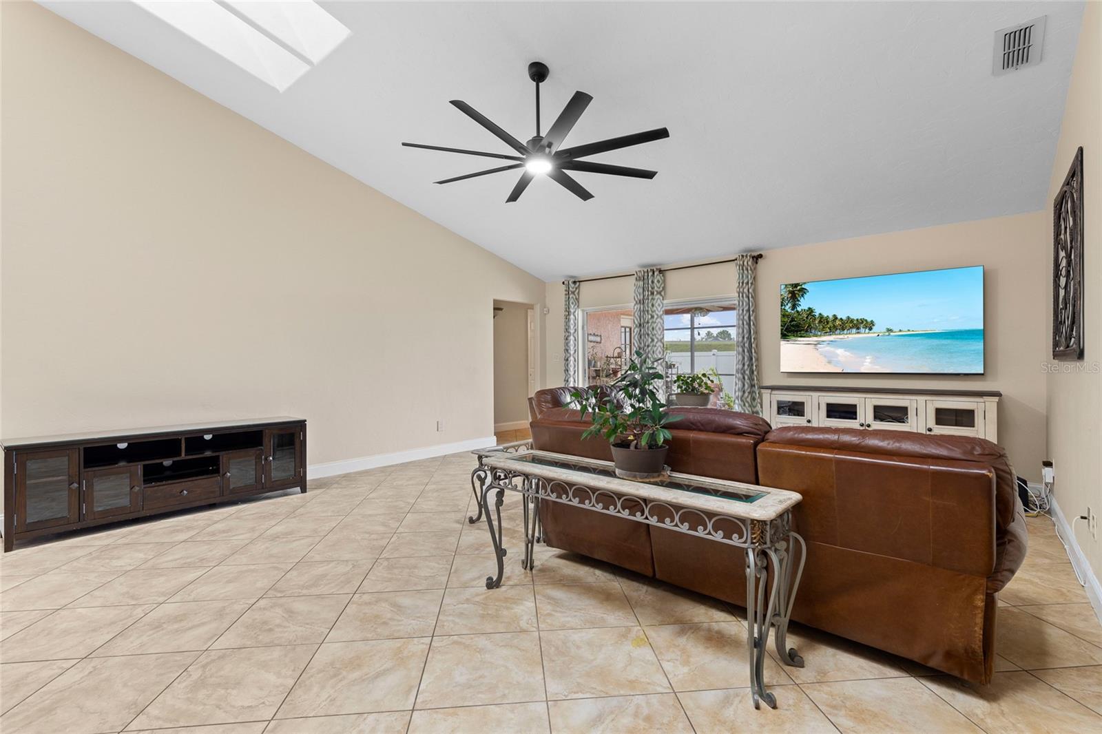 Image 11 of 45 For 1606 Burryport Drive