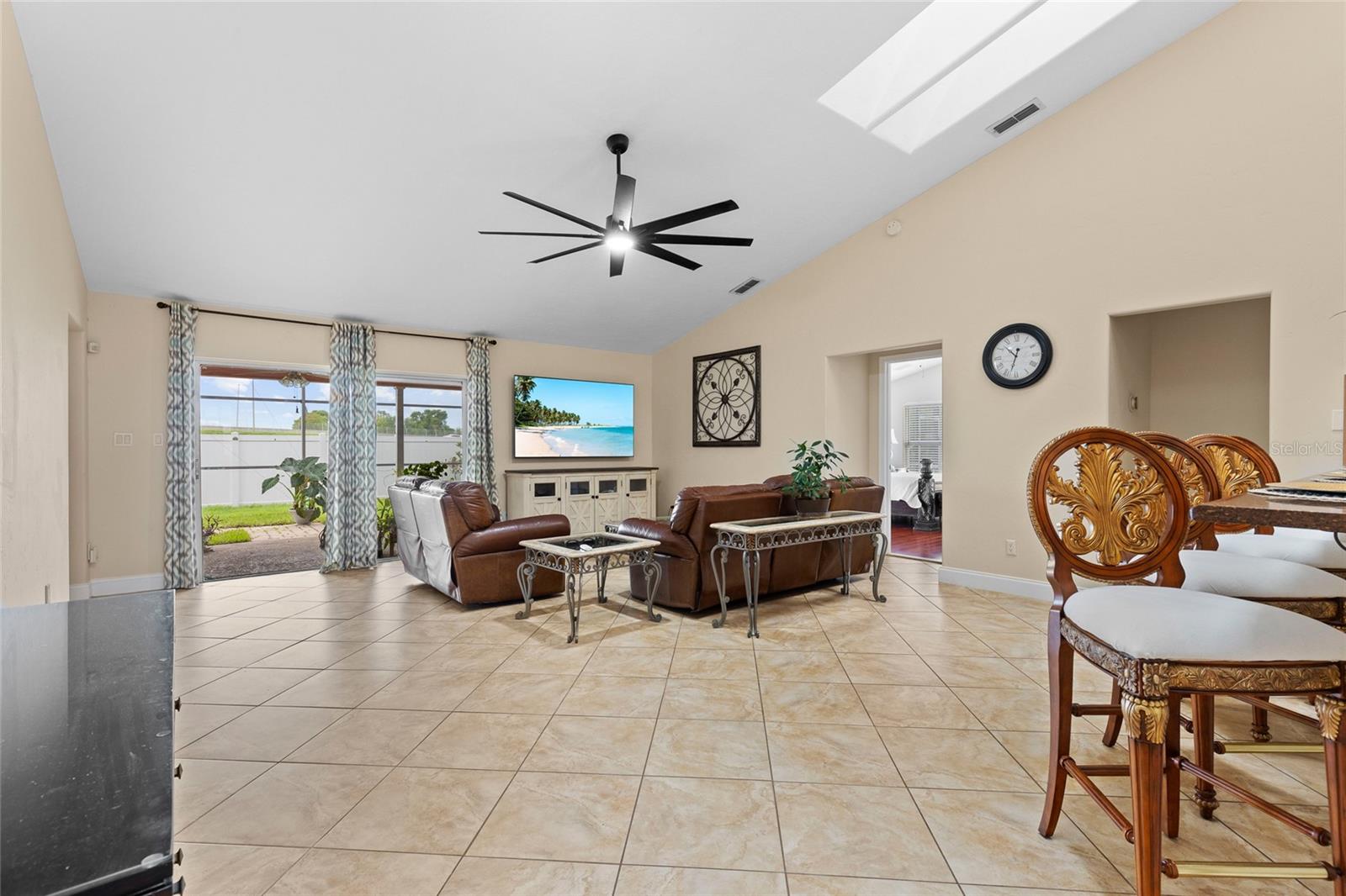 Image 8 of 45 For 1606 Burryport Drive