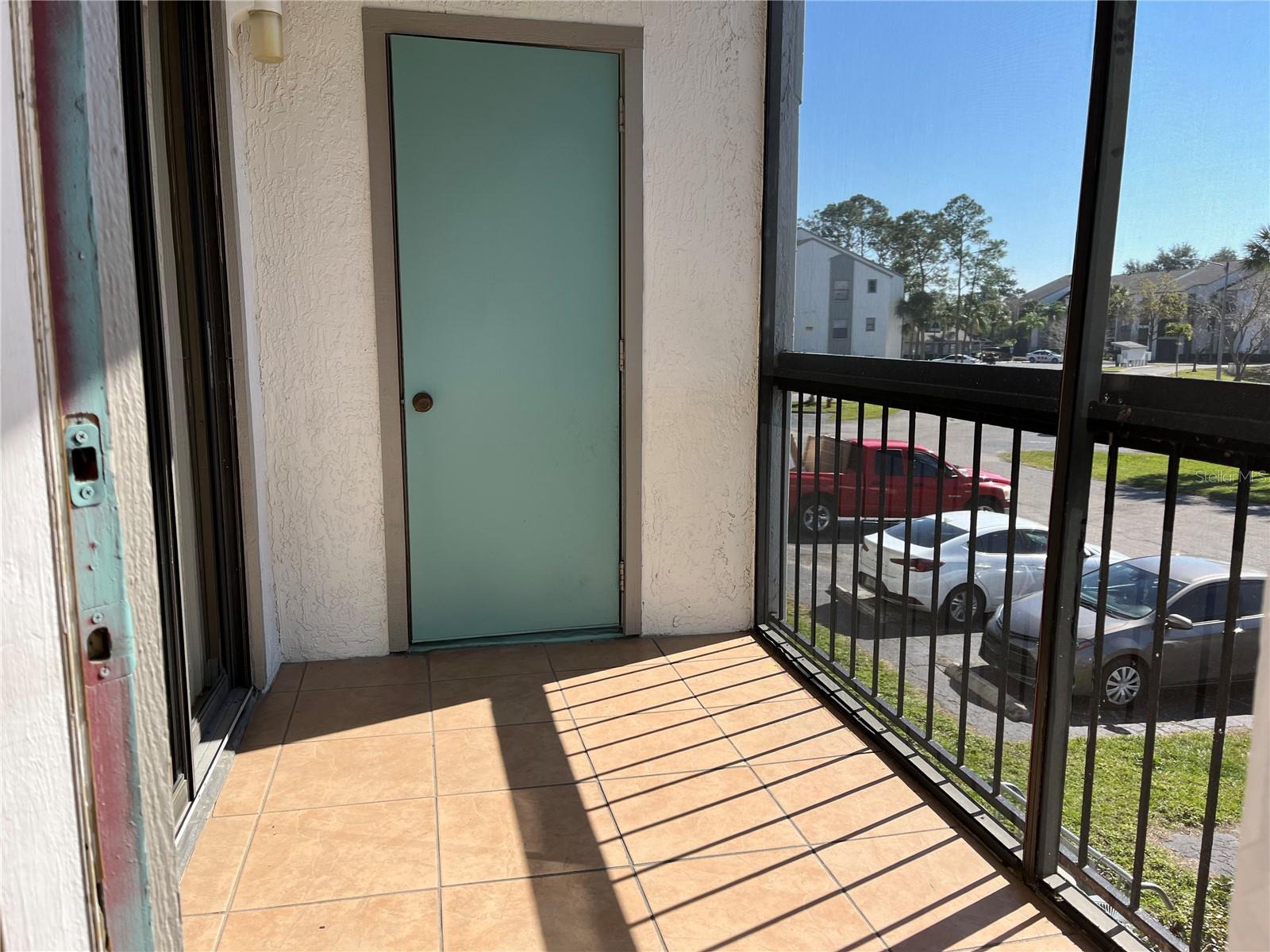 Image 14 of 15 For 2131 Cascades Boulevard 203