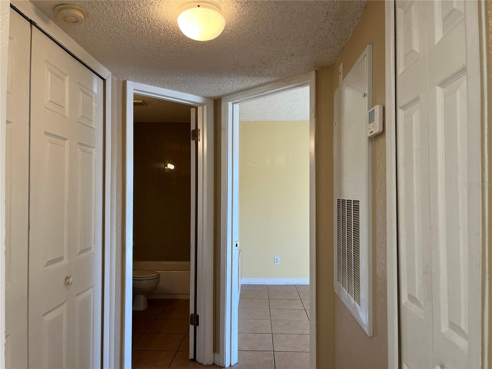 Image 8 of 15 For 2131 Cascades Boulevard 203
