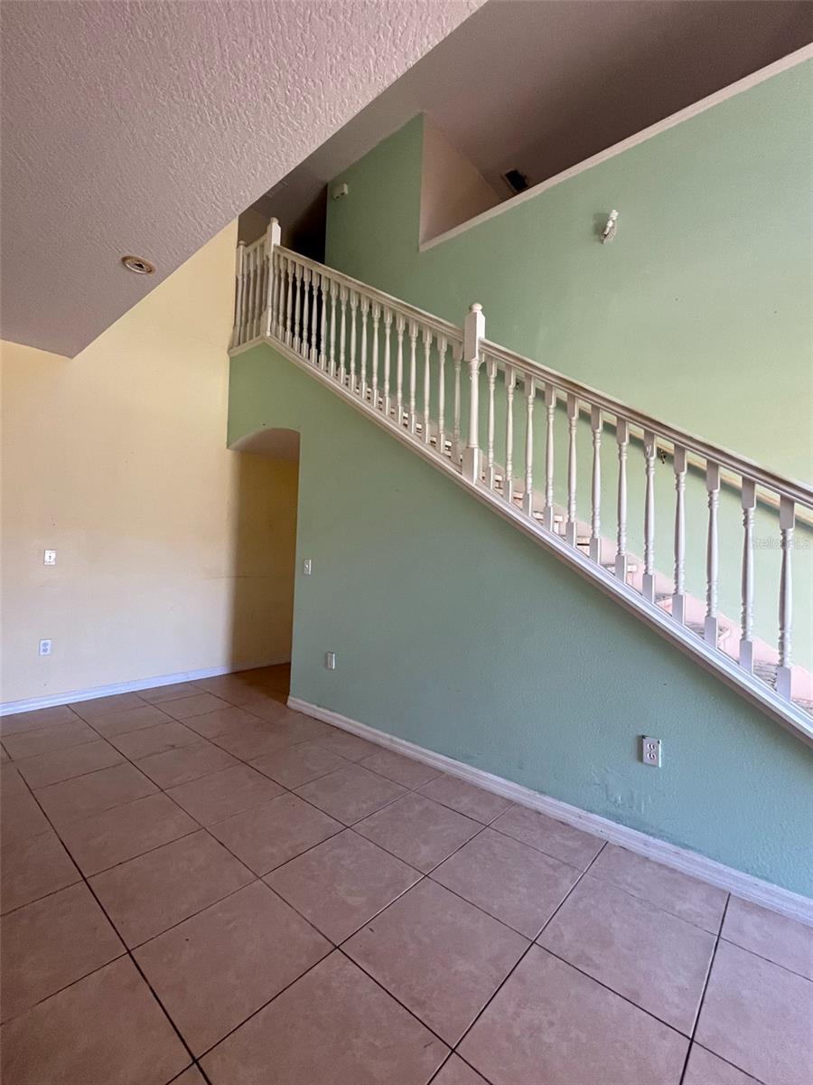 Image 12 of 48 For 402 Big Sioux Court