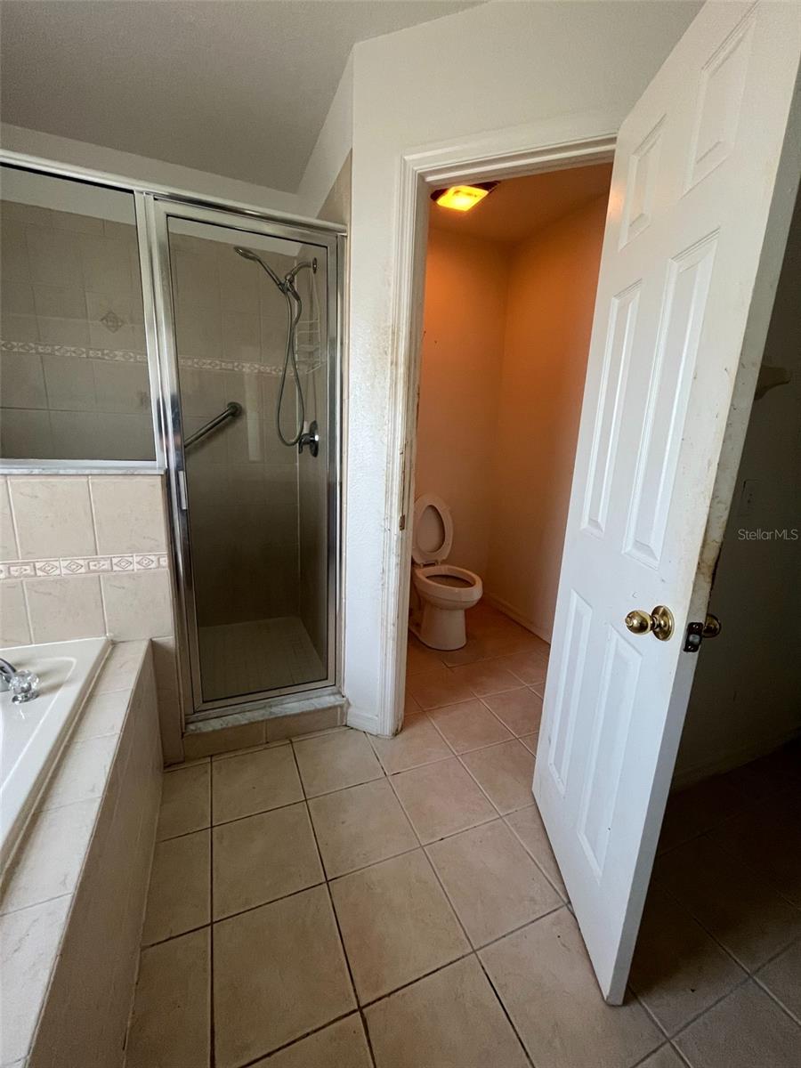 Image 34 of 48 For 402 Big Sioux Court