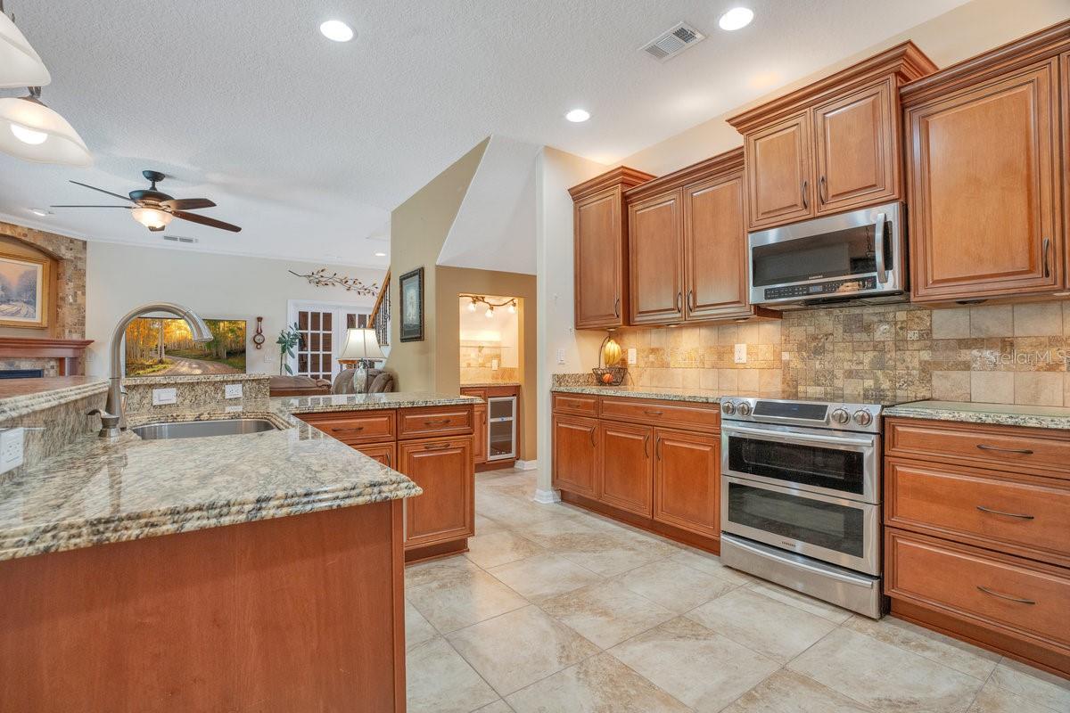 Image 13 of 58 For 14244 Nottingham Way Circle