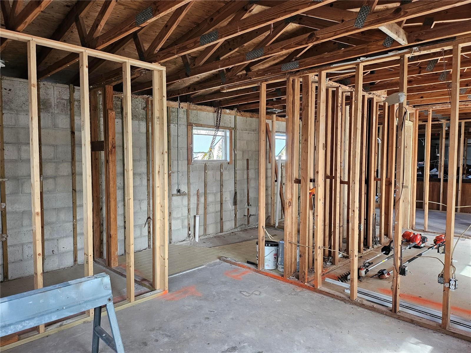 Image 5 of 7 For 801 Marlin Drive