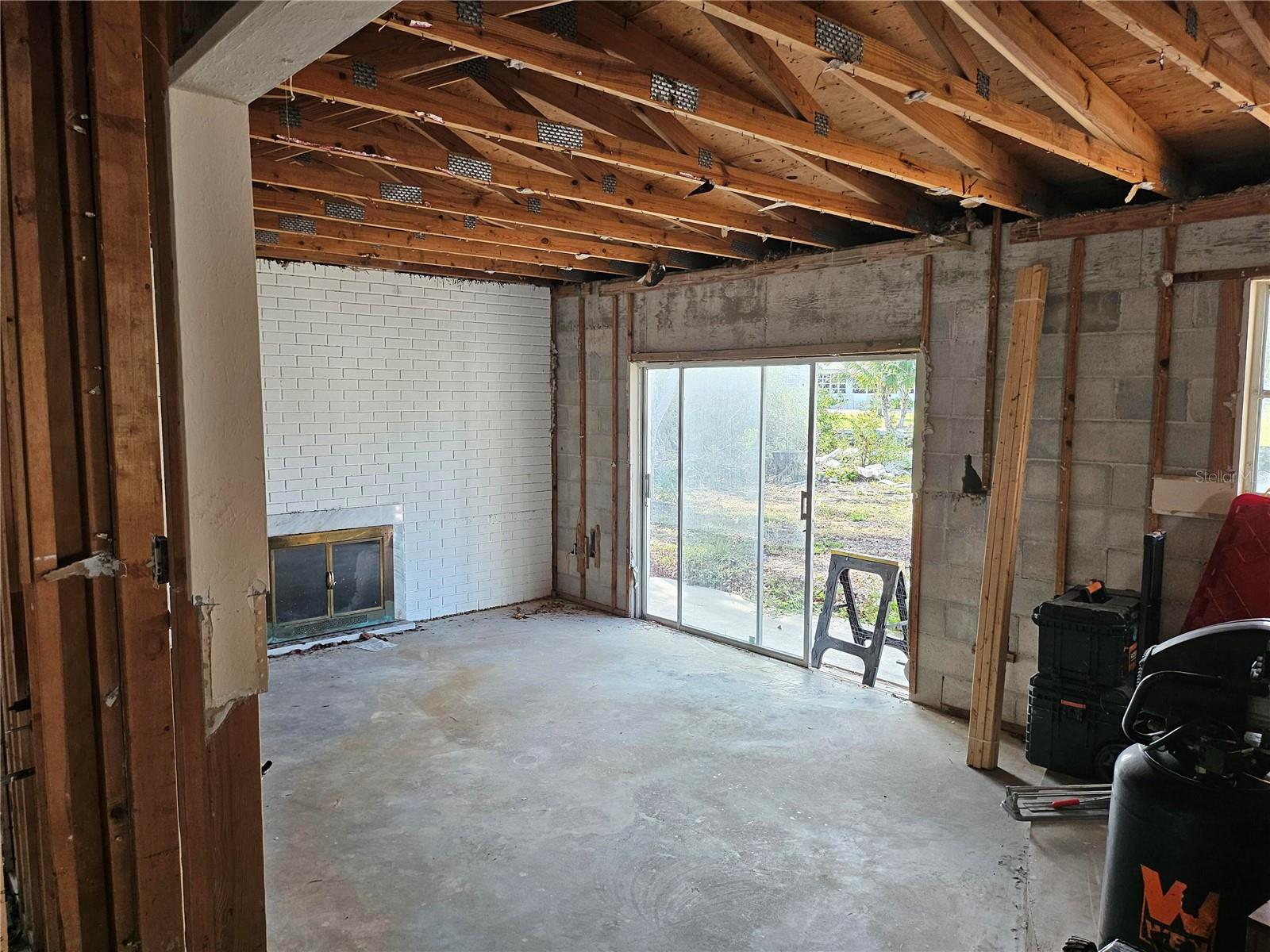 Image 6 of 7 For 801 Marlin Drive