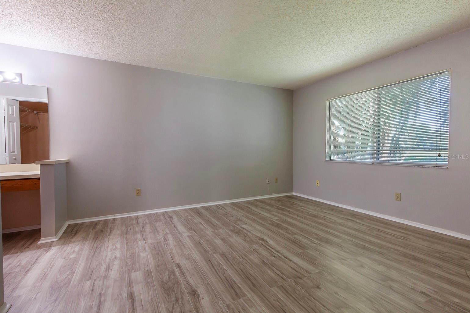 Image 16 of 25 For 2372 Turpin Drive