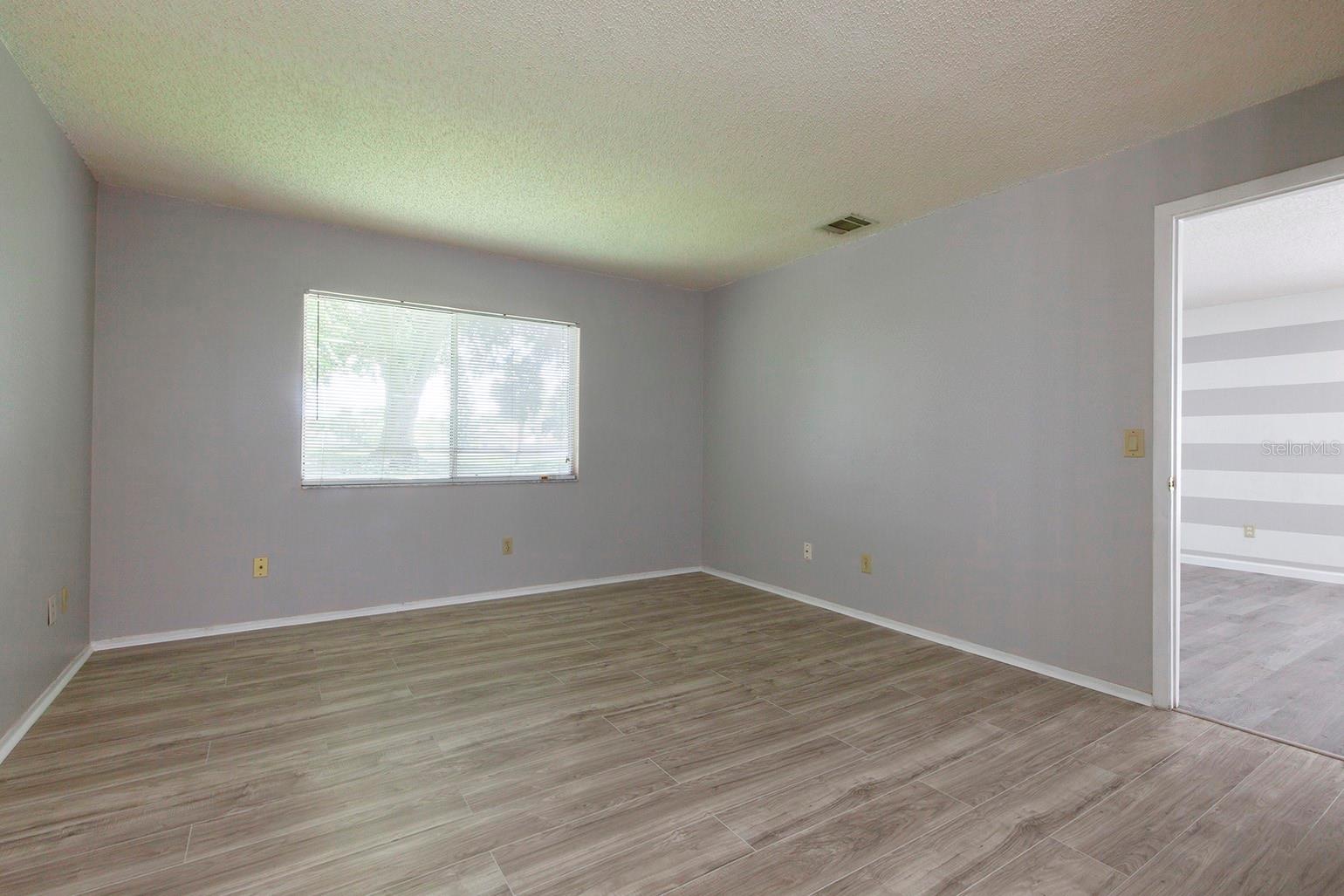 Image 21 of 25 For 2372 Turpin Drive