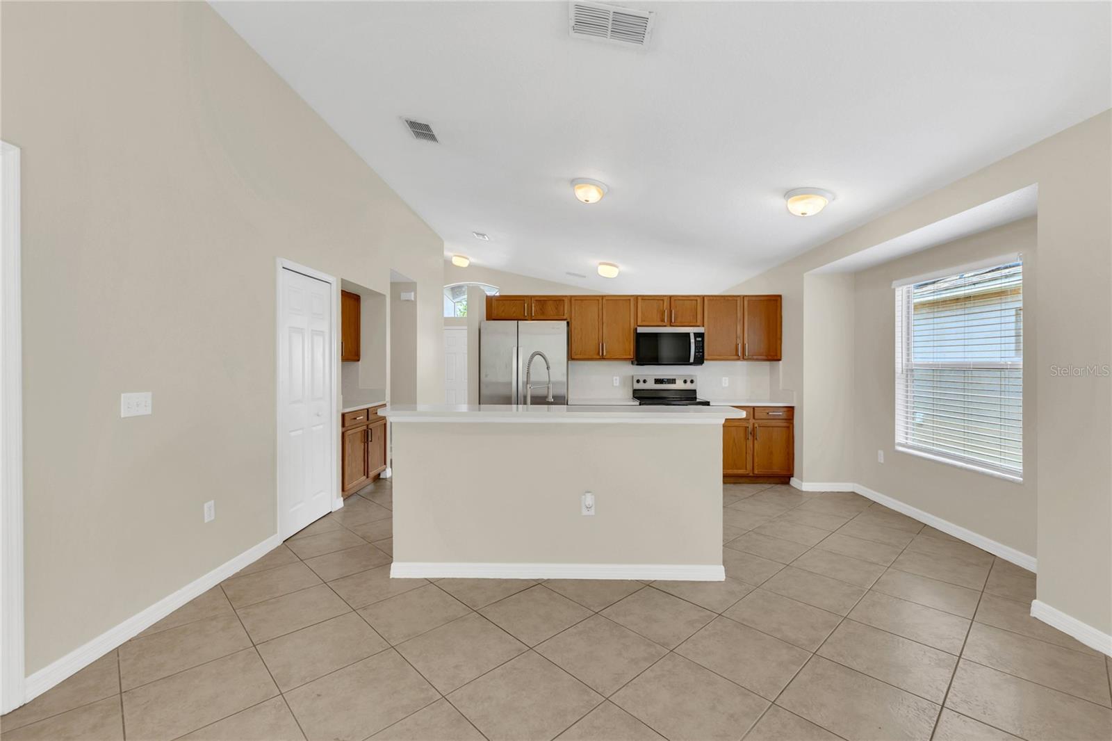 Image 7 of 25 For 1753 Sage Creek Court