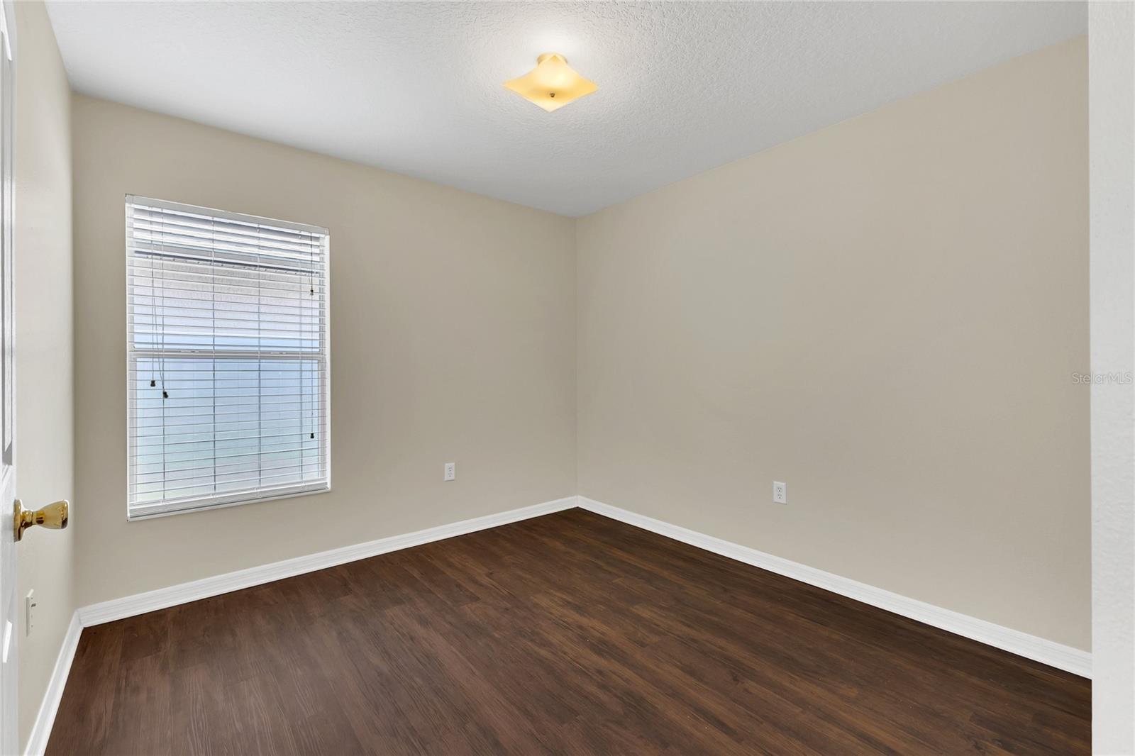 Image 9 of 25 For 1753 Sage Creek Court