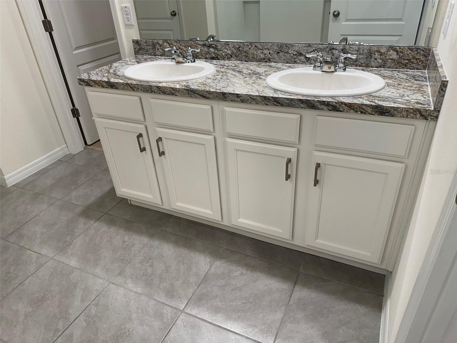 Image 34 of 64 For 715 Auburn Grove Court