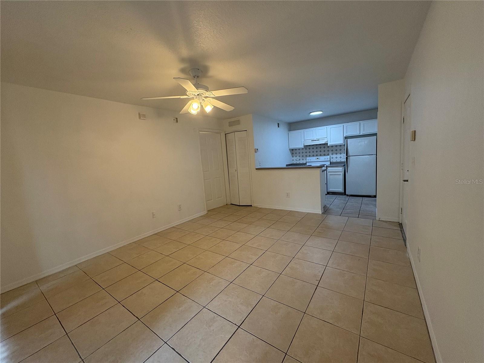 Image 5 of 11 For 8939 Latrec Avenue 1105