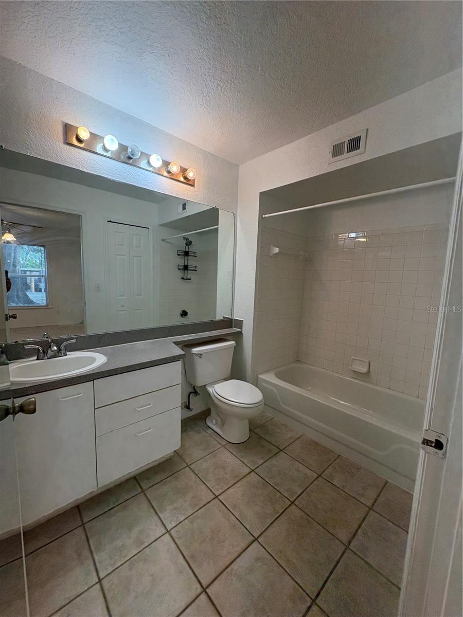 Image 8 of 11 For 8939 Latrec Avenue 1105