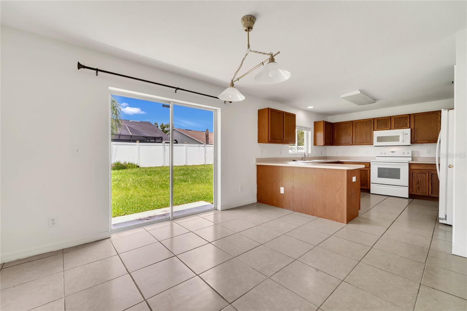 Image 6 of 24 For 5145 Prairie View Way