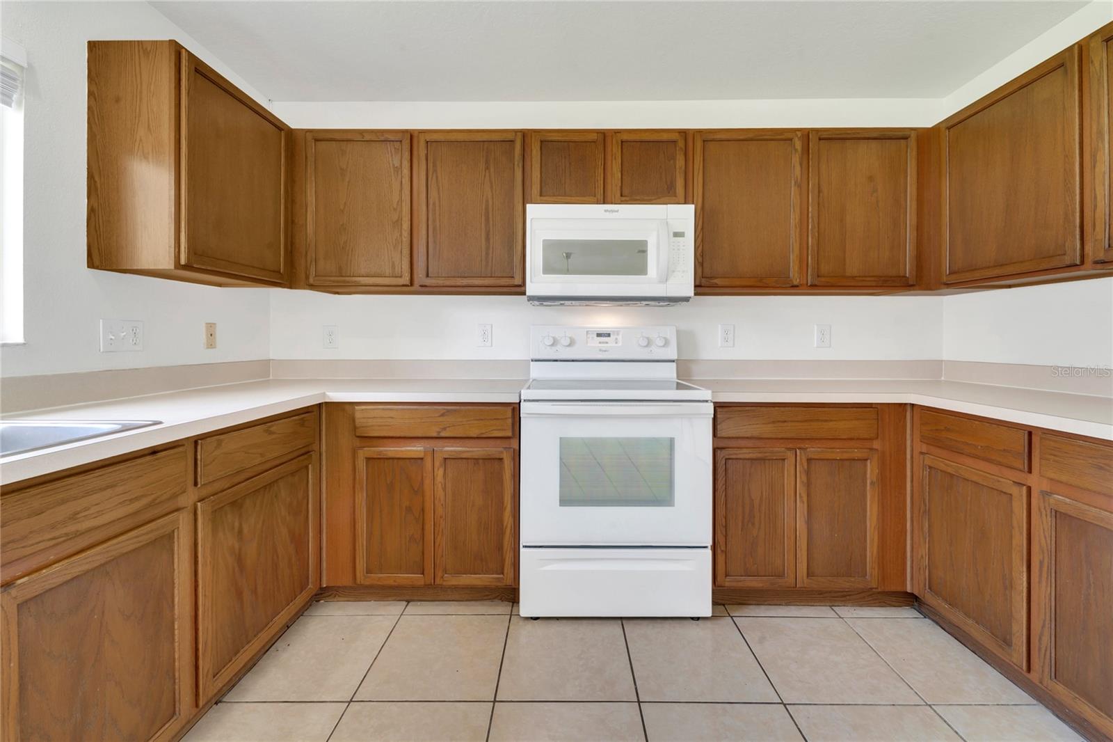 Image 8 of 24 For 5145 Prairie View Way