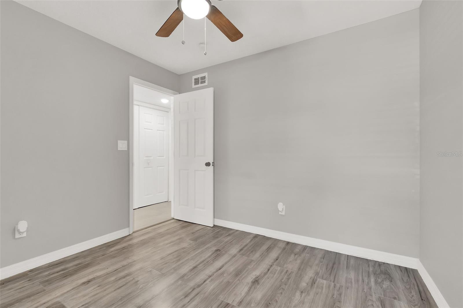 Image 14 of 30 For 2739 Poinciana Boulevard 77