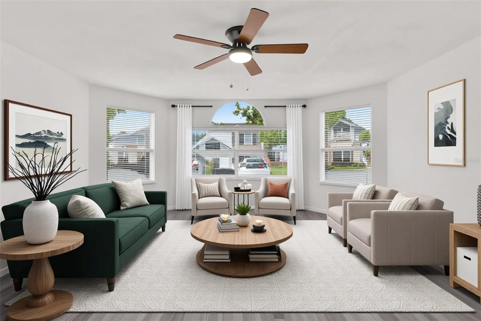 Image 4 of 30 For 2739 Poinciana Boulevard 77