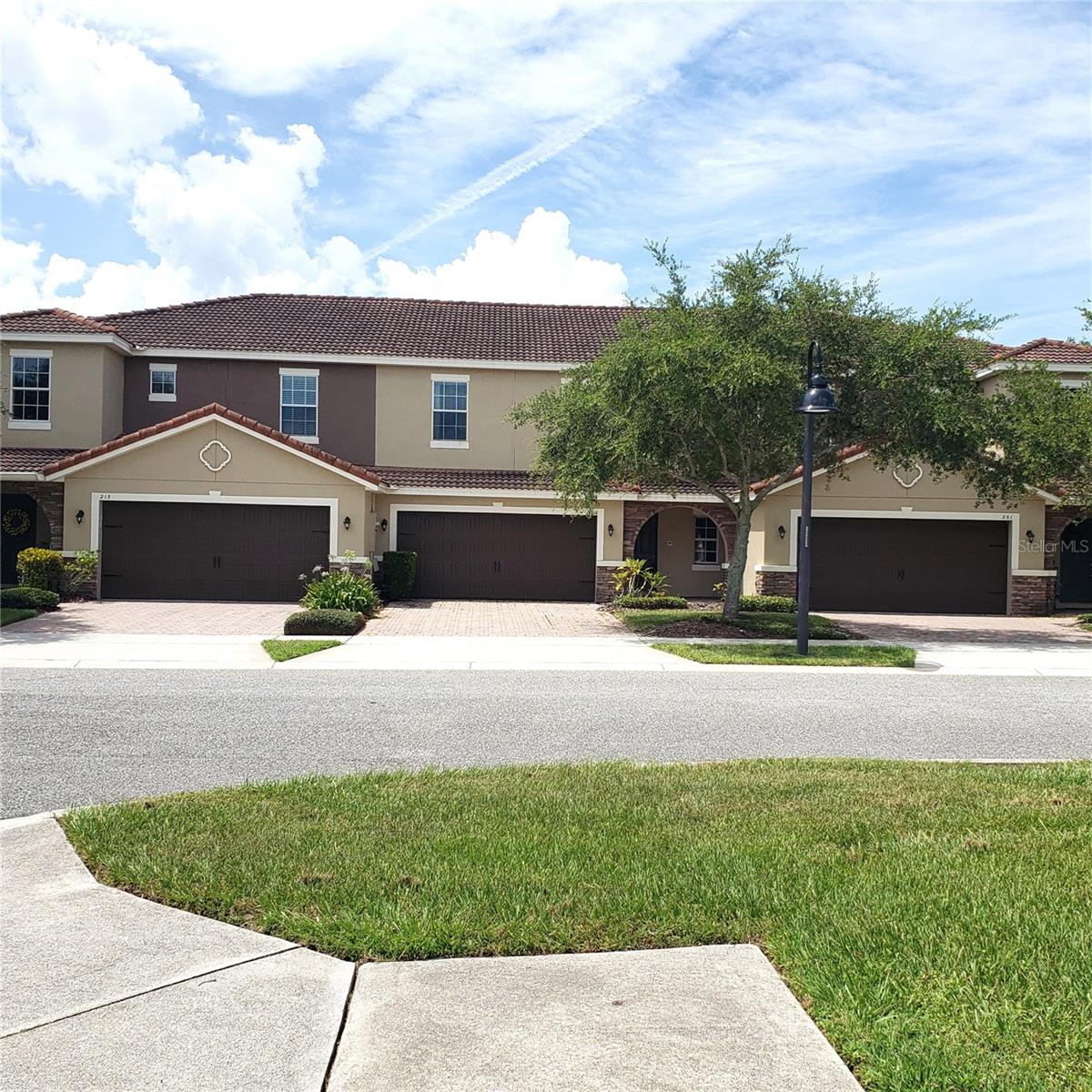 Details for 207 White Dogwood Lane, OCOEE, FL 34761