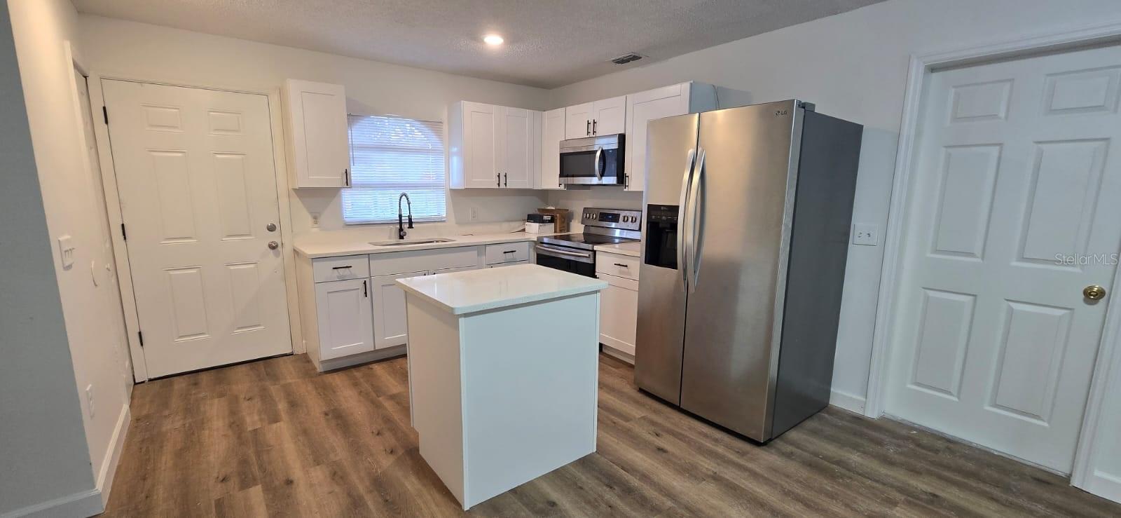 Image 2 of 12 For 669 Royalty Court A